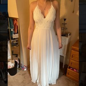 Lulu’s - Madalyn White Lace Maxi Dress - Size M - New!